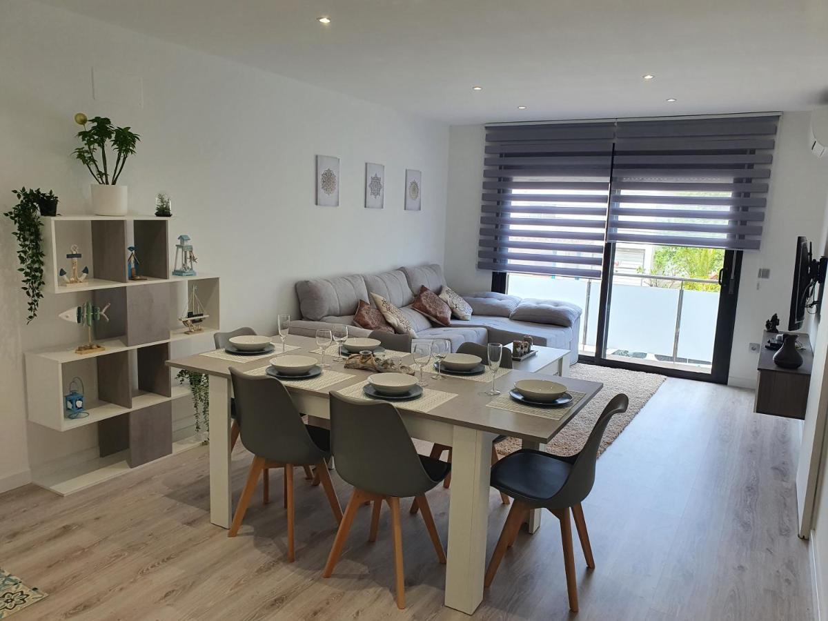 Moderno Duplex Comfort Roses Dış mekan fotoğraf