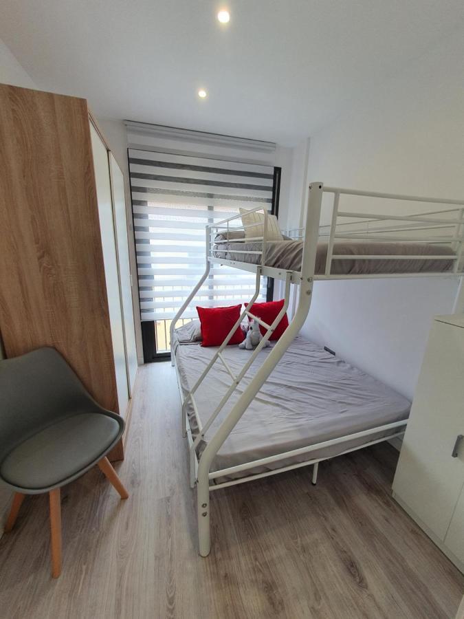 Moderno Duplex Comfort Roses Dış mekan fotoğraf