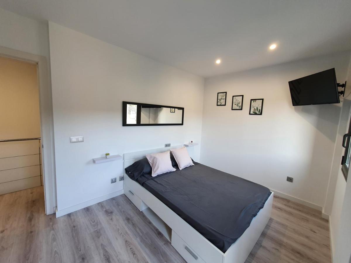 Moderno Duplex Comfort Roses Dış mekan fotoğraf