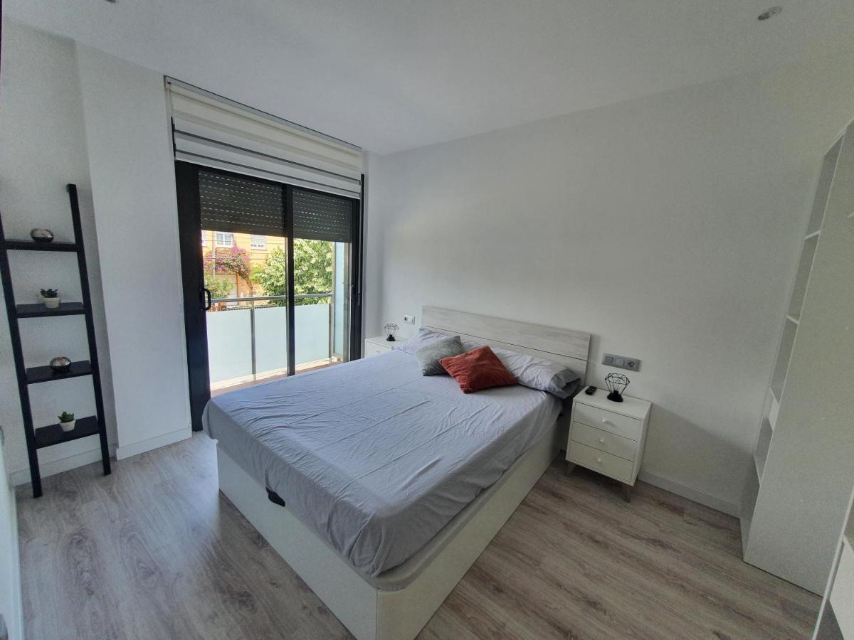 Moderno Duplex Comfort Roses Dış mekan fotoğraf