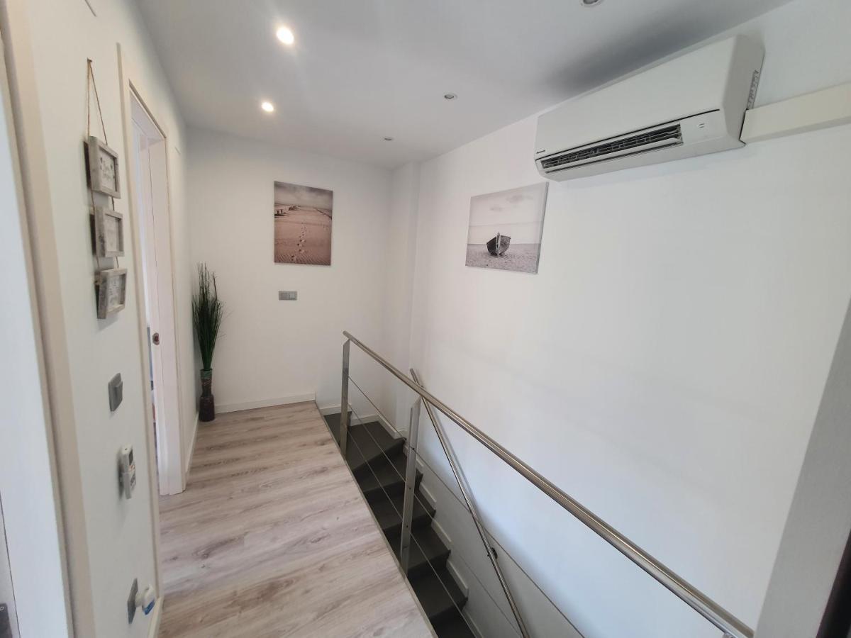 Moderno Duplex Comfort Roses Dış mekan fotoğraf